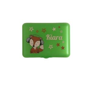Lunchbox grün mit Name Kiara und Fuchs der Musik hört