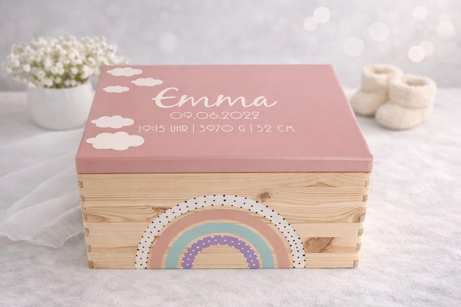 erinnerungskiste-personalisiert-regenbogen-name-emma.jpg erinnerungskiste-personalisiert-regenbogen-name-emma.jpg