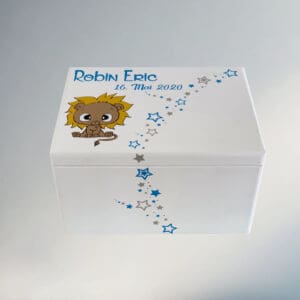Erinnerungskiste Personalisiert mit Name und Geburtsdatum, Weisse Erinnerungsbox mit Löwe und Sterne