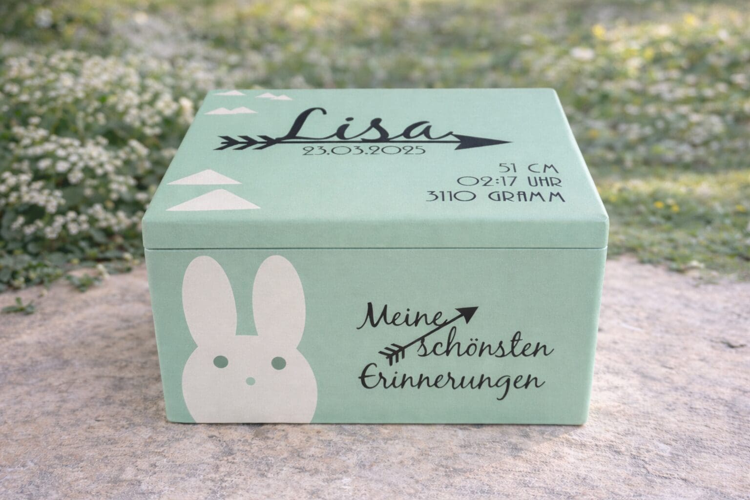 personalisierte-erinnerungskiste-schoenste-erinnerungen-mint-hase-lisa.jpg personalisierte-erinnerungskiste-schoenste-erinnerungen-mint-hase-lisa.jpg
