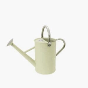 Personalisierte Giesskanne Beige aus Metall mit Wunschtext, 4,5 l Fassungsvermögen, ideales Abschiedsgeschenk für Lehrerinnen oder Kindergärtnerinnen.