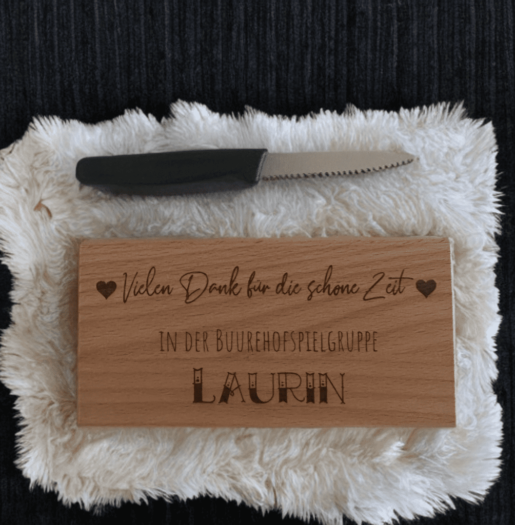wanderbrett-personalisiert-mit-gravur-dankesspruch-laurin-messer.png wanderbrett-personalisiert-mit-gravur-dankesspruch-laurin-messer.png