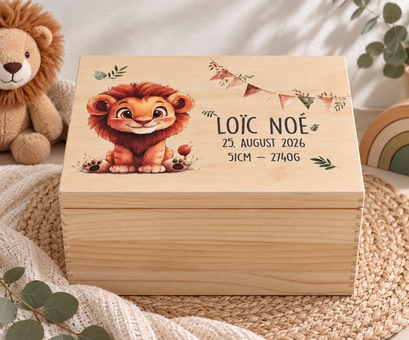 erinnerungskiste-loewe-personalisiert-geschenk-geburt.jpg erinnerungskiste-loewe-personalisiert-geschenk-geburt.jpg