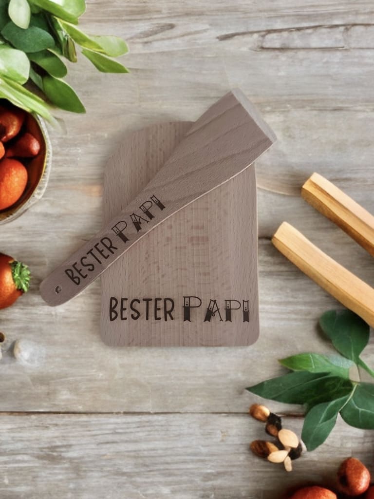 raclette-set-holz-gravur-bester-papi.png raclette-set-holz-gravur-bester-papi.png