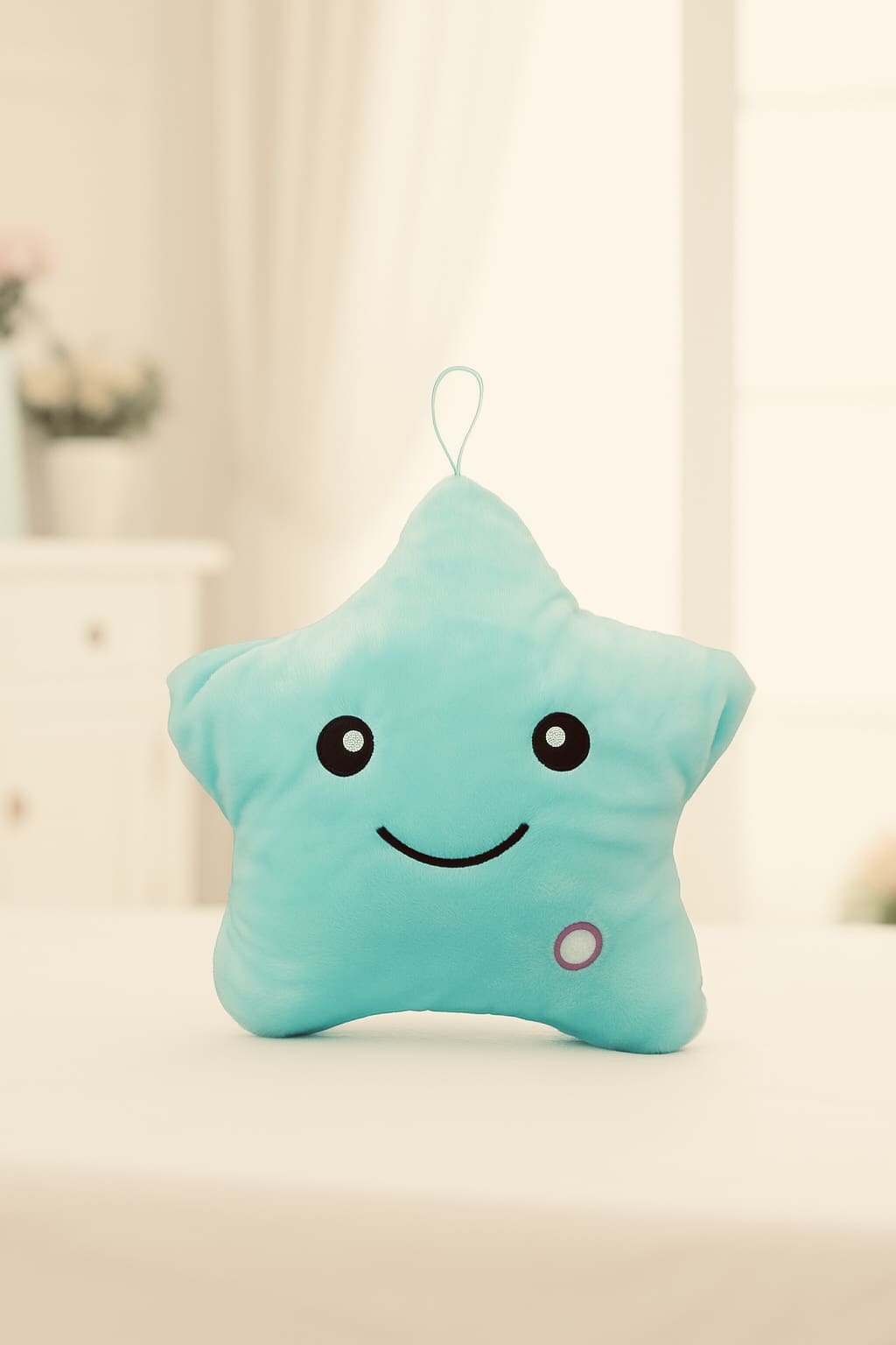 sternenkissen-blau-personalisiert-leuchtender-plueschstern-studio.png sternenkissen-blau-personalisiert-leuchtender-plueschstern-studio.png