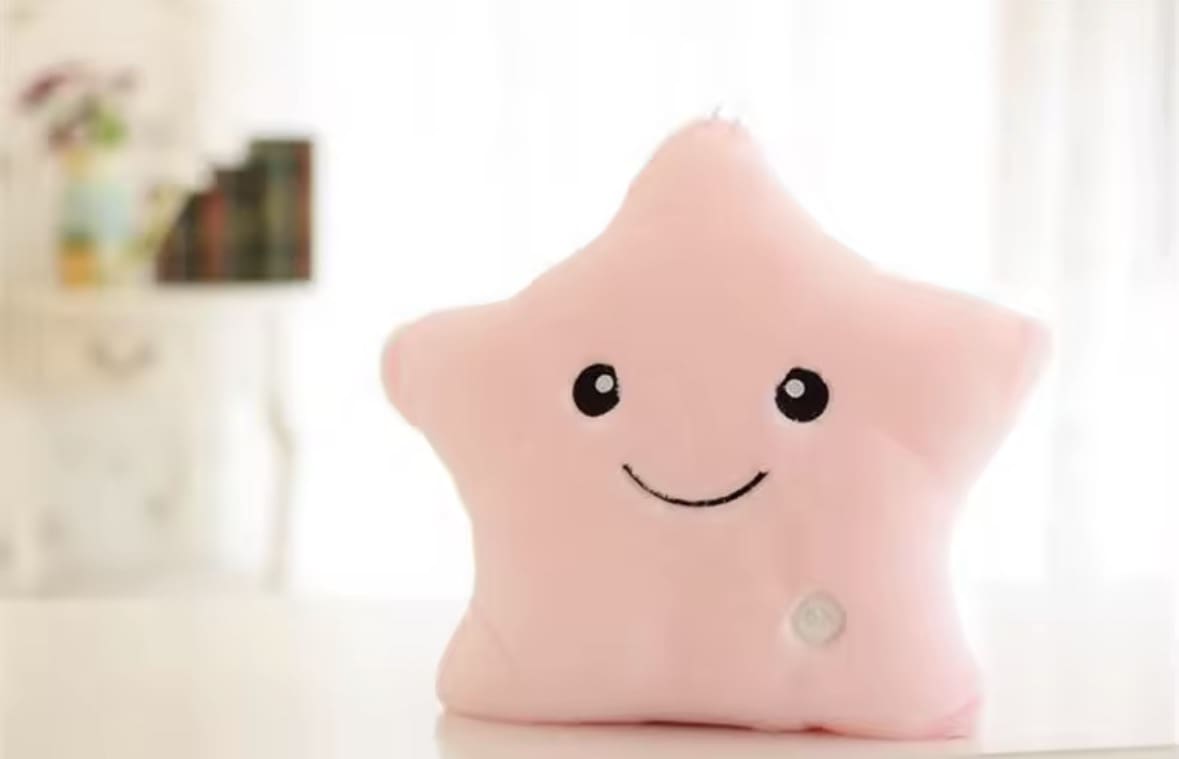 sternenkissen-rosa-personalisiert-leuchtender-plueschstern.png sternenkissen-rosa-personalisiert-leuchtender-plueschstern.png