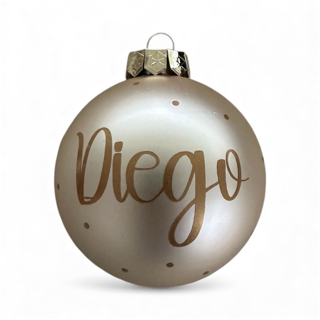 weihnachtskugel-hellgold-matt-8cm-personalisiert-diego.png weihnachtskugel-hellgold-matt-8cm-personalisiert-diego.png