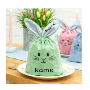 Osternest Hasensack aus Samt Mint – personalisiert mit Name mintfarbener Hasensack mit Namensaufdruck als Osternest
