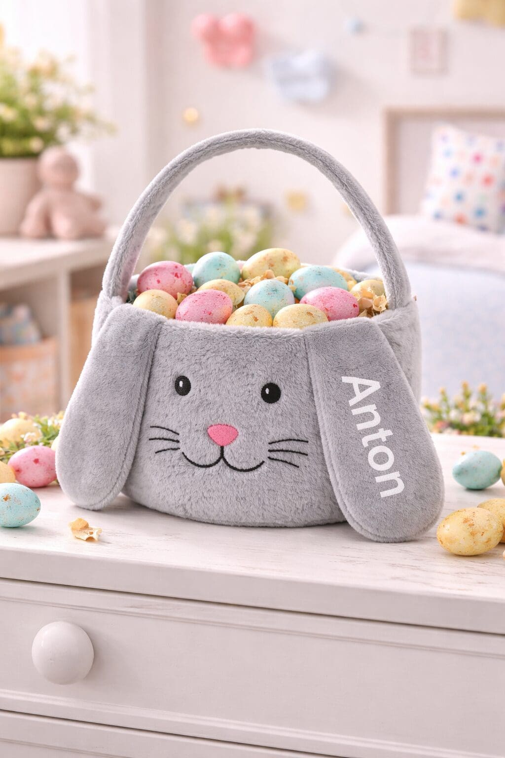 osternest-pluesch-grau-hasenmotiv-anton-kinderzimmer.png osternest-pluesch-grau-hasenmotiv-anton-kinderzimmer.png