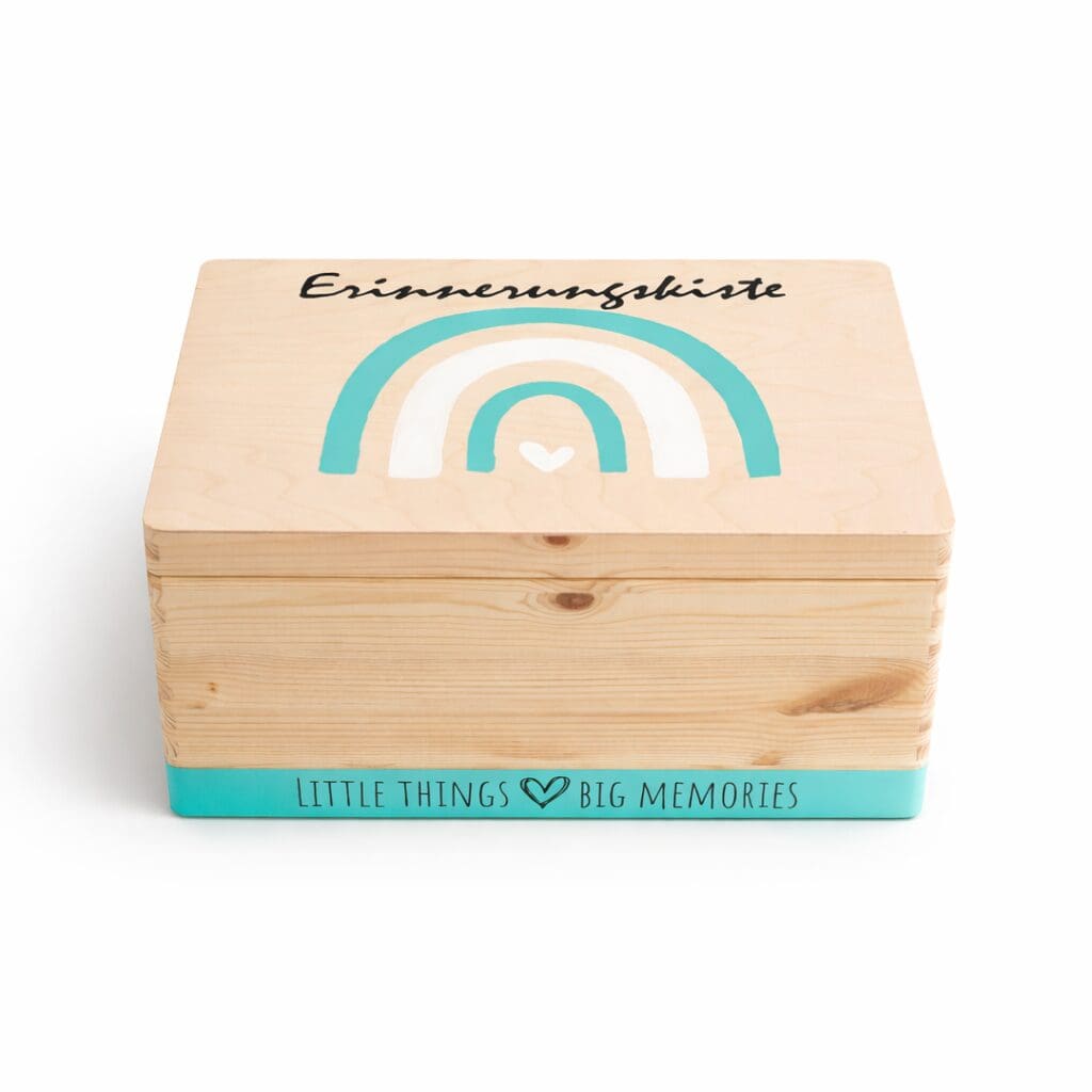 erinnerungskiste-regenbogen-personalisiert-holz-weiss.png erinnerungskiste-regenbogen-personalisiert-holz-weiss.png