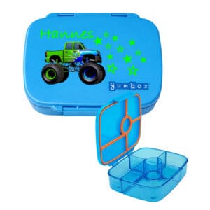 Yumbox Go hellblau personalisiert Name Hannes Znünibox Kinder Monstertruck Motiv offen